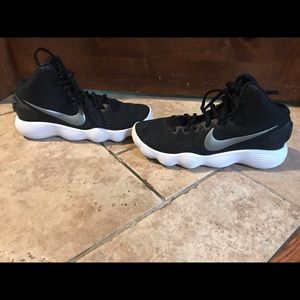 Nike NWOB HD basketball shoes
